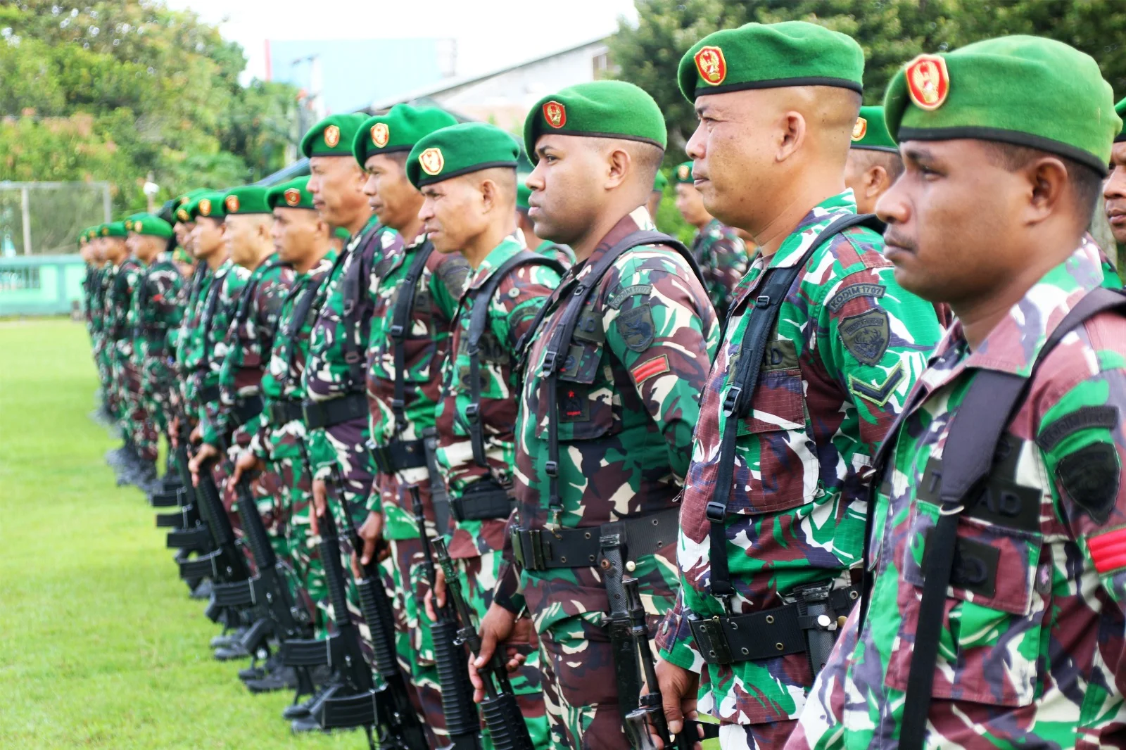 Aparat Kerahkan Ratusan TNI Redam Tawuran di Makassar, Tiga Pemuda Diamankan