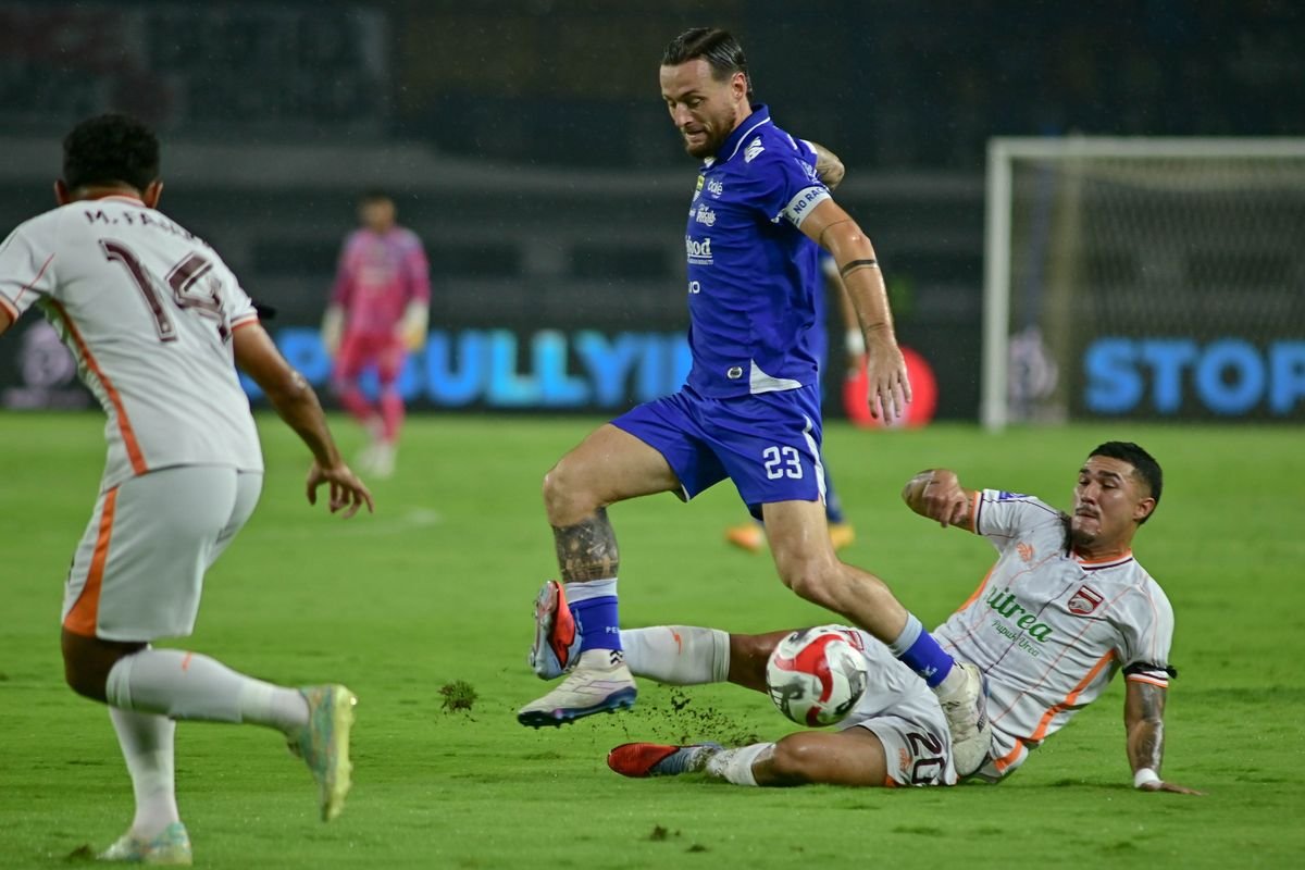 Persib Raih Kemenangan Meyakinkan atas Borneo FC dengan Skor 3-1