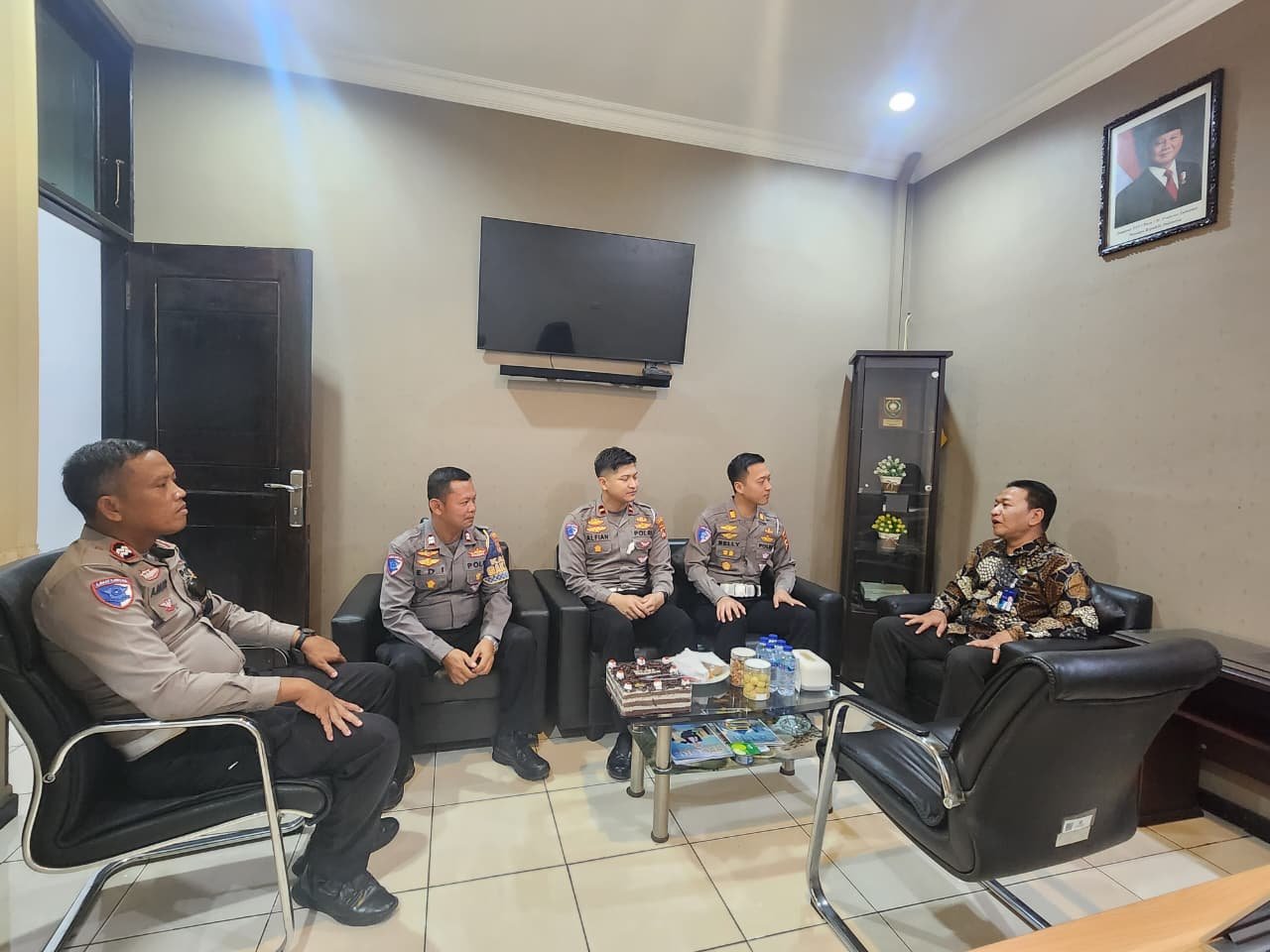 Perkuat Sinergi Keselamatan Lalu Lintas, Jasa Raharja Sumbawa Terima Audiensi Satlantas Polres Sumbawa