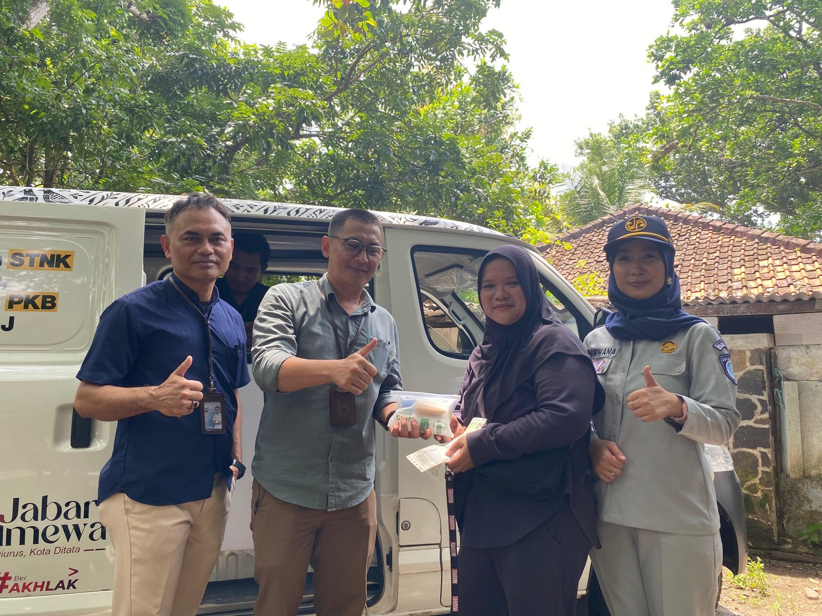 Uji Petik Pelunasan Pajak Kendaraan Bermotor, Samsat Pelabuhan Ratu Laksanakan Operasi Gabungan