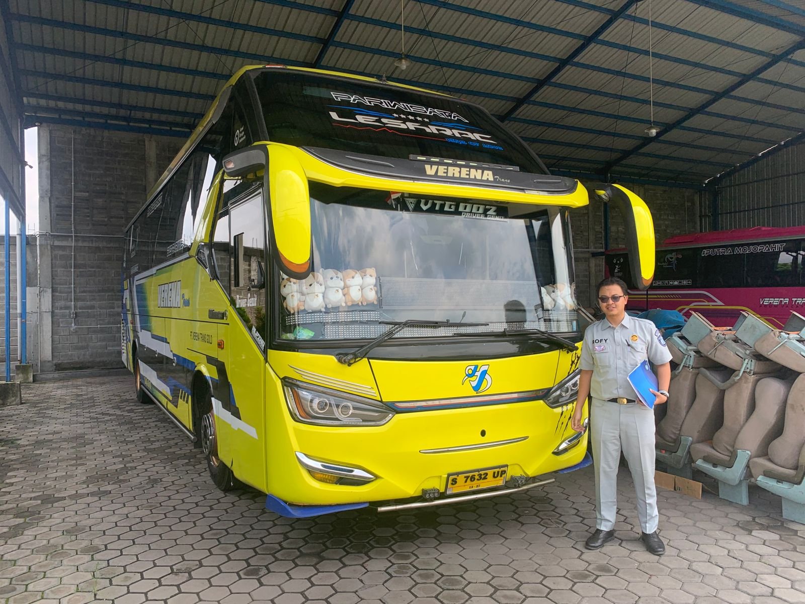 Beri Kepastian Perlindungan kepada Penumpang Angkutan Bus Pariwisata, Jasa Raharja Mojokerto Laksanakan Kegiatan CRM di PO Verena Trans Gold