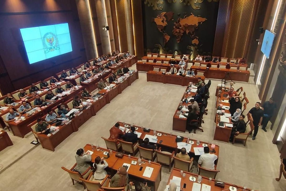 DPR Bahas Rencana Kerja 2026 dalam Rapat Tertutup bersama Menhan dan TNI