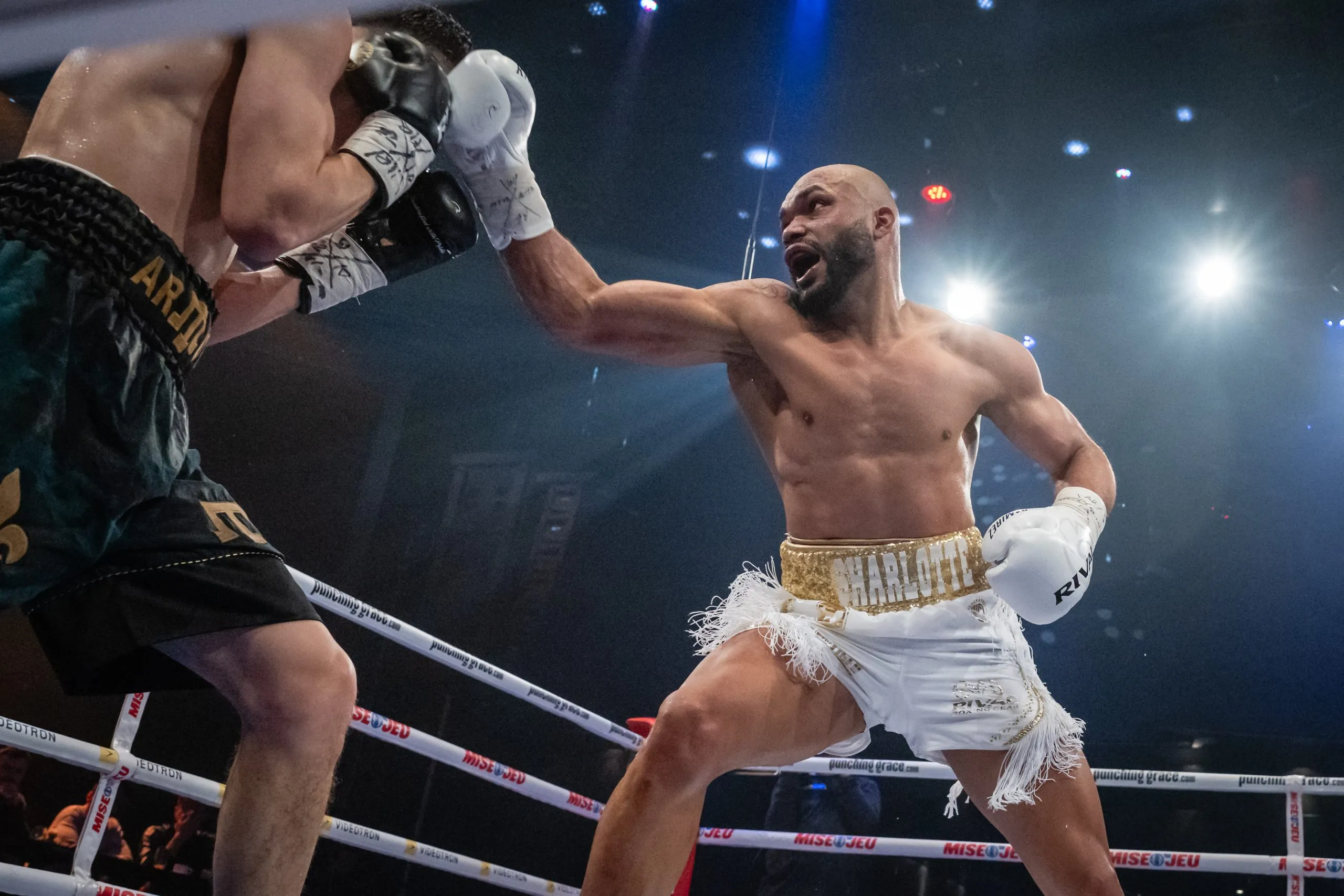 Menuju Laga Penentuan, Albert Ramirez Fokus Pertahankan Sabuk Interim WBA