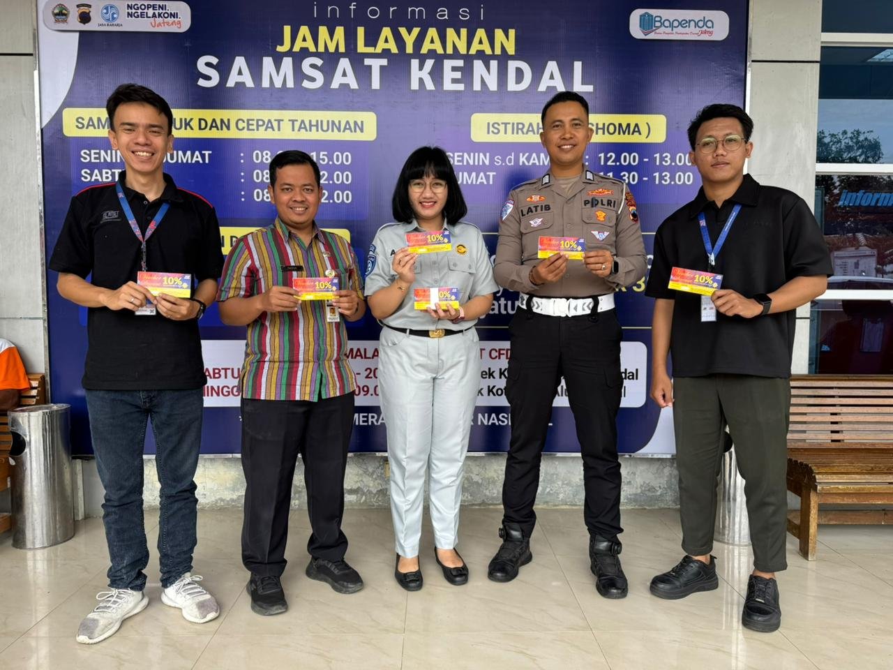 Apresiasi Kepatuhan Pajak, Jasa Raharja dan Planet Ban Bagikan Voucher Diskon untuk Wajib Pajak di Kendal