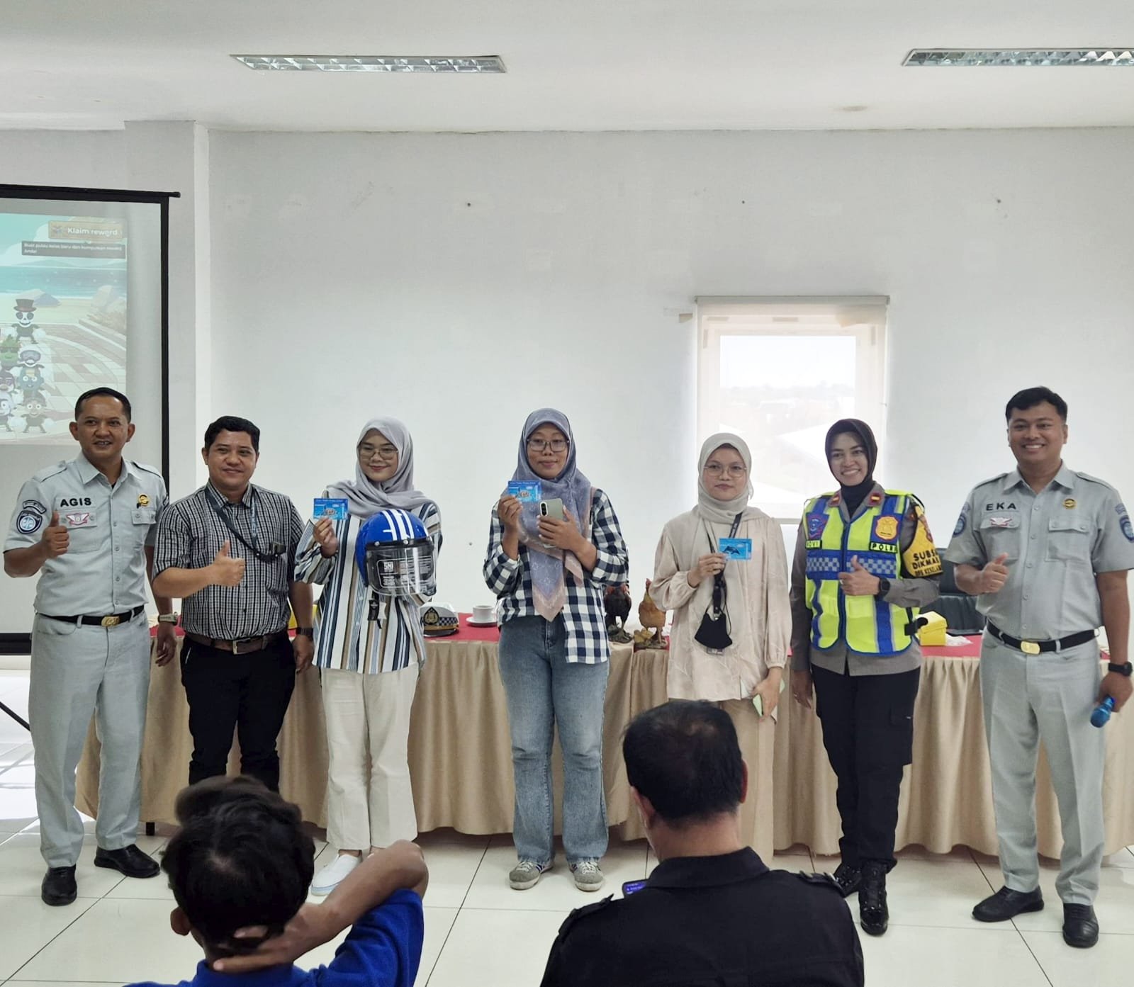 Peringati Bulan K3 Nasional, Jasa Raharja dan Satlantas Polres Grobogan Bekali Karyawan PT Malindo Feedmill Edukasi Safety Riding
