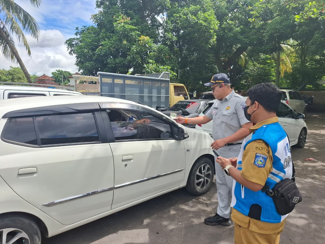 Perkuat Tertib Berlalu Lintas, Jasa Raharja NTB Bersama Mitra Laksanakan Operasi Gabungan di Kediri Lombok Barat