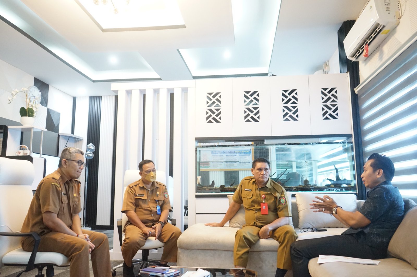 Perkuat Sinergi, Jasa Raharja Kalteng Dorong Optimalisasi Penerimaan SWDKLLJ di Samsat Perkuat Sinergi, Jasa Raharja Kalteng Dorong Optimalisasi Penerimaan SWDKLLJ di Samsat