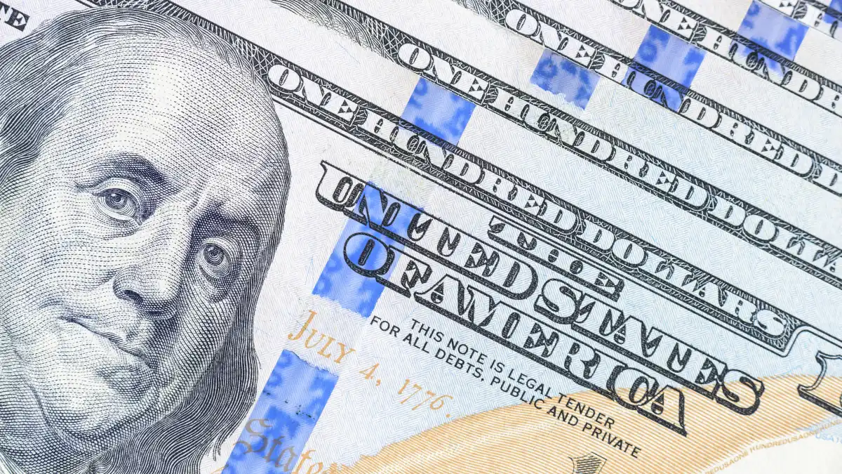 Dolar AS Terpuruk di Tengah Penguatan Mata Uang Global