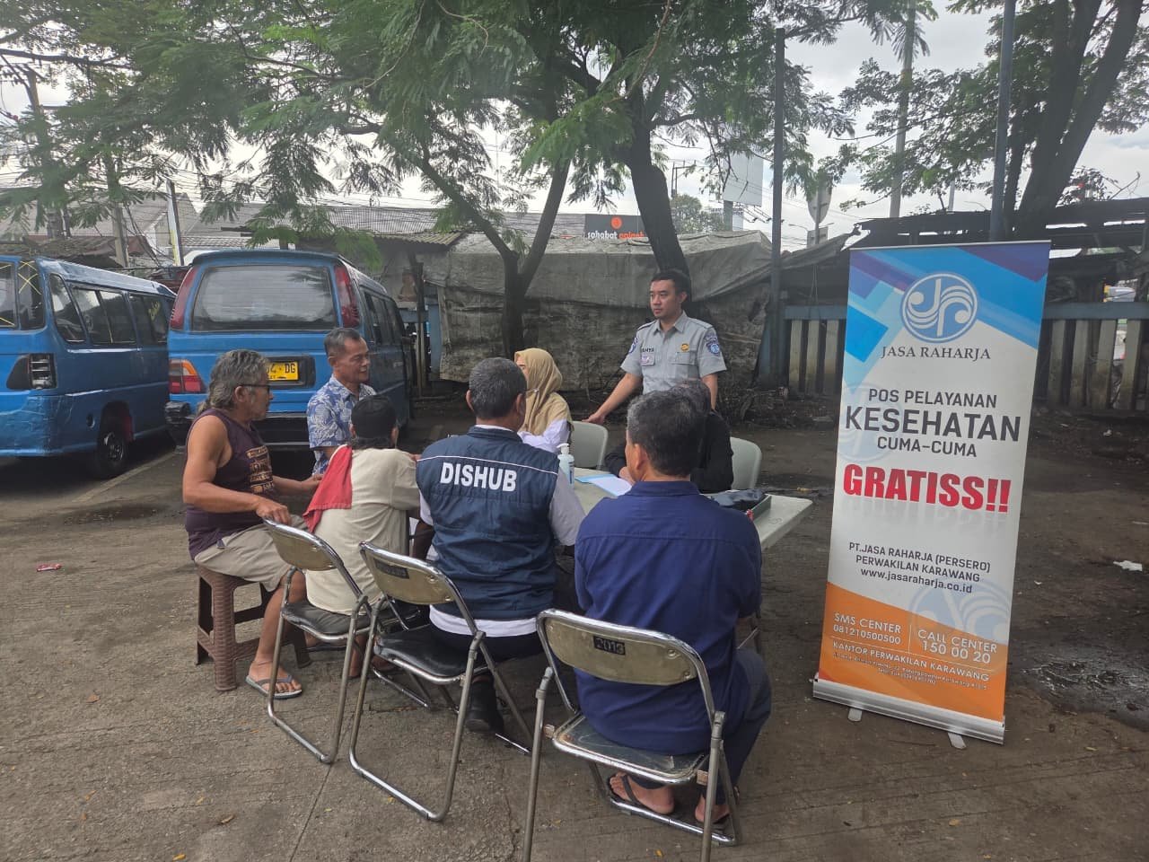 Jasa Raharja Karawang Gelar Pengobatan Gratis Di Terminal Tanjungpura, Perkuat Keselamatan Pengemudi Angkutan Umum