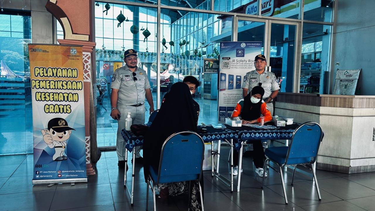 Gelar Pelayanan Kesehatan Gratis di Pelabuhan Bakauheni, Jasa Raharja Lampung Perkuat Perlindungan Pemudik