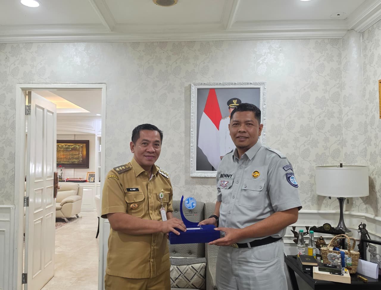 Dorong Kepatuhan Pajak, Tim Pembina Samsat Koordinasi dengan Bupati Karawang