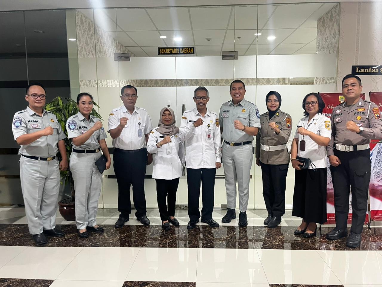 Jasa Raharja Sukoharjo Bersama Tim Pembina Samsat Lakukan Koordinasi dengan Sekda Kabupaten Sukoharjo Bahas Peningkatan Kepatuhan PKB Jasa Raharja Sukoharjo Bersama Tim Pembina Samsat Lakukan Koordinasi dengan Sekda Kabupaten Sukoharjo Bahas Peningkatan Kepatuhan PKB