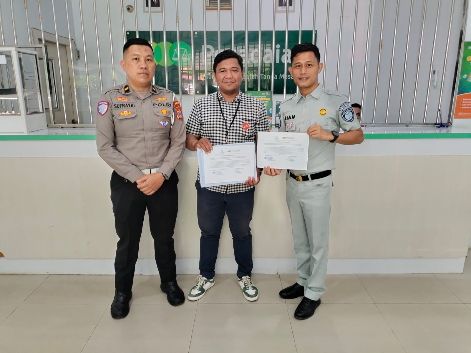 Teken Komitmen Bersama Jasa Raharja, PT Pegadaian Donggala Siap Disiplin Berlalu Lintas Dan Tertib Bayar Pajak