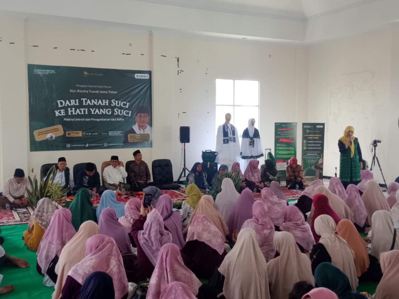 Akhir Pekan Bersama Nur Alesha, Ratusan Jamaah Teguhkan Langkah ke Tanah Suci