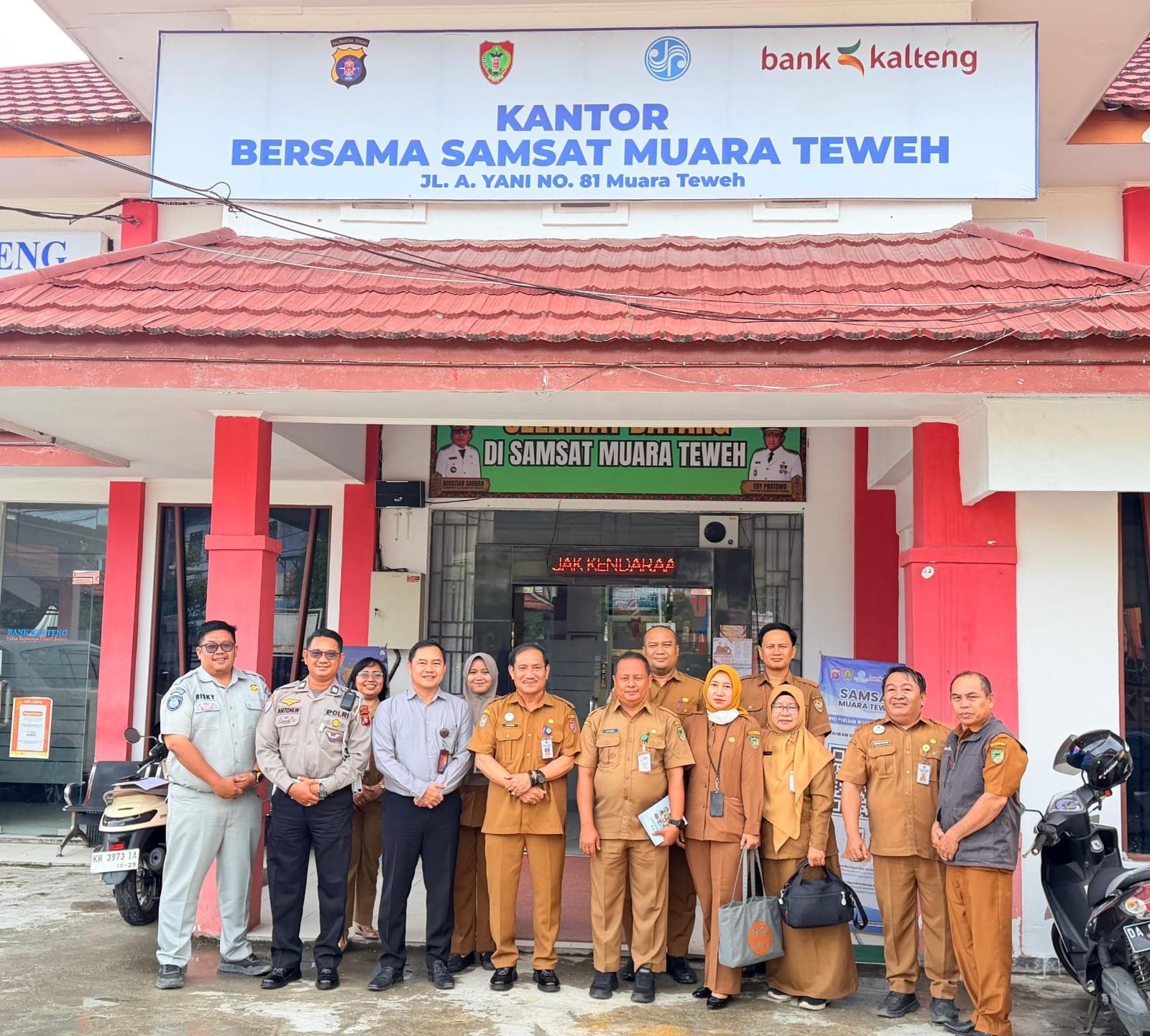 Dorong Peningkatan PAD, Tim Pembina Samsat Barito Utara Gencarkan Sosialisasi Samsat Digital hingga ke Pusat Keramaian
