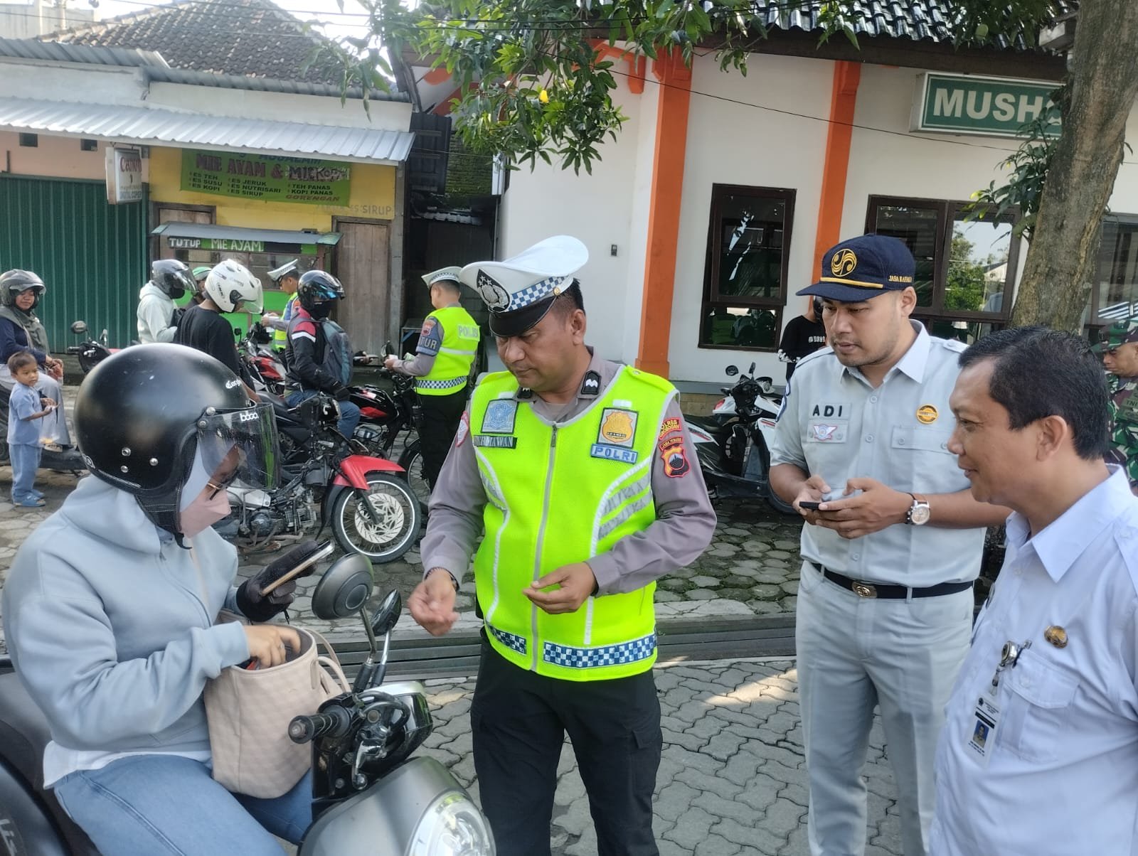 Jasa Raharja Purwodadi dan Samsat Grobogan Intensifkan Sosialisasi Pajak dan Perlindungan SWDKLLJ