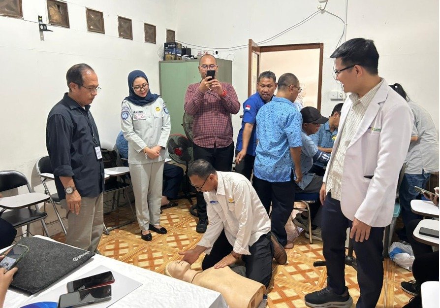 PT Jasa Raharja Kantor Wilayah Sumatera Selatan Gelar PPGD dan MUKL Di Pool Taksi Blue Bird Kota Palembang