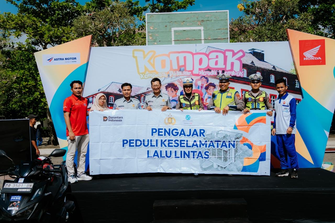 Penguatan Budaya Keselamatan Berkendara, Jasa Raharja NTB Gelar Safety Riding di SMAN 4 Praya