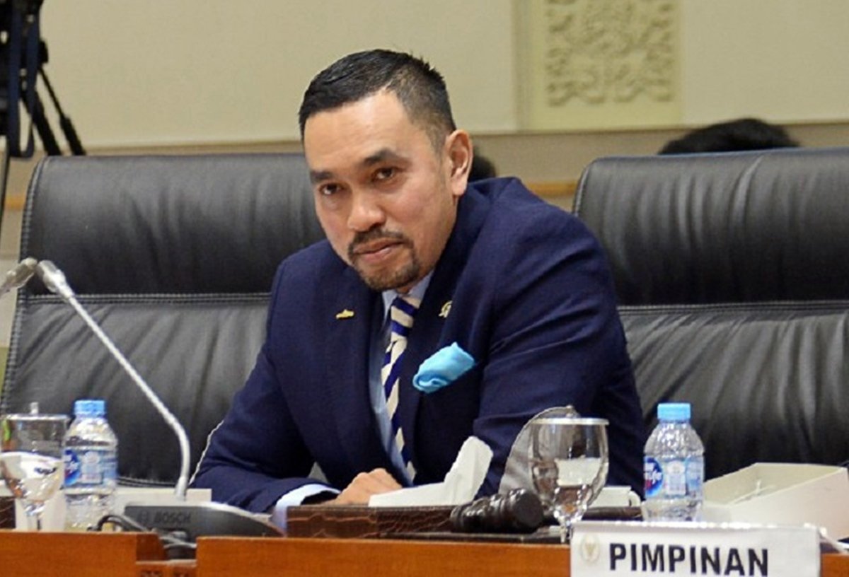 Ahmad Sahroni Kritik Penataan Jalan di Makassar