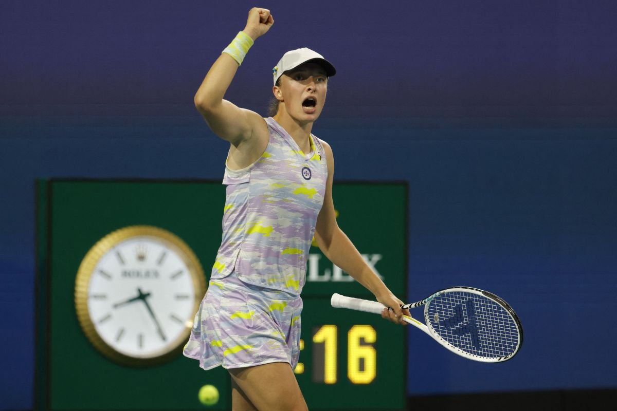 Swiatek-Svitolina Mulus ke Babak Berikutnya, Rybakina Tumbang