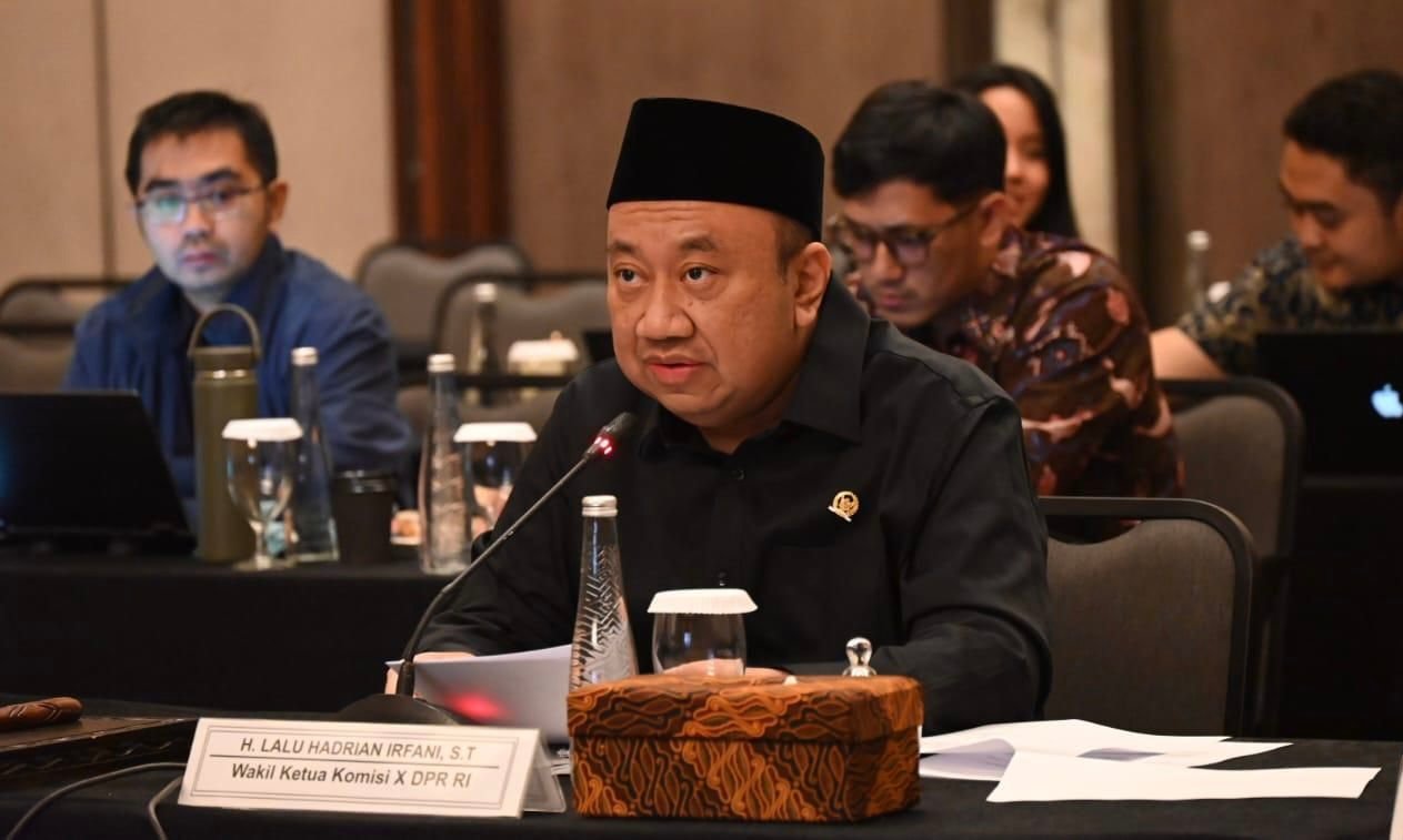 Komisi X DPR Tekankan Pemerintah Harus Prioritaskan Pengangkatan Guru Jadi PNS