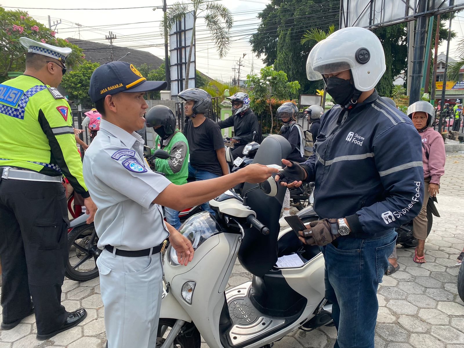 Jasa Raharja Perkuat Sinergi dan Pendataan Kendaraan melalui CRM di PO Karya Jasa