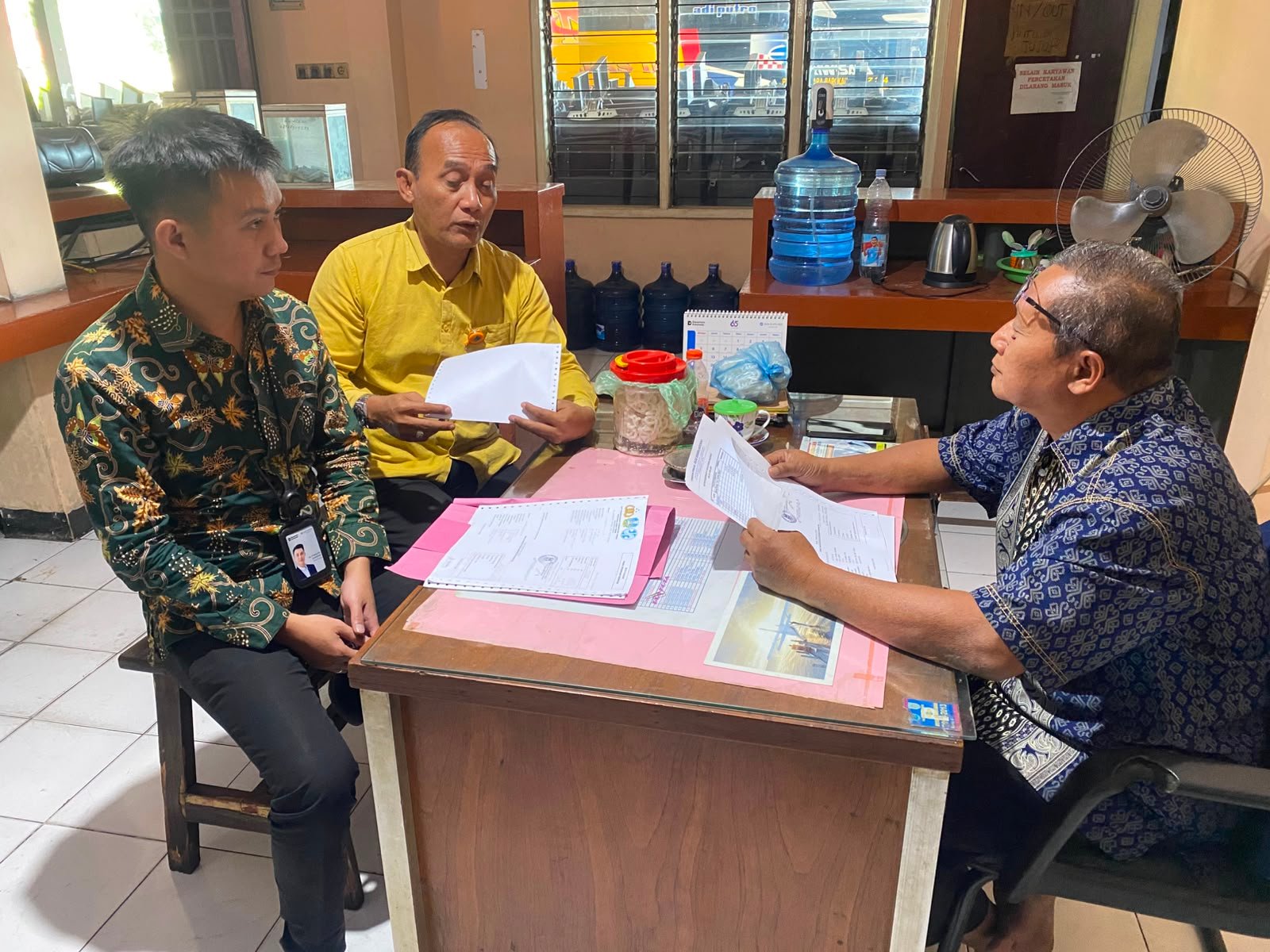Jasa Raharja Bersama UPT PPD Probolinggo Dorong Kepatuhan Pajak Kendaraan Bermotor di PO Akas Kisara Barokah