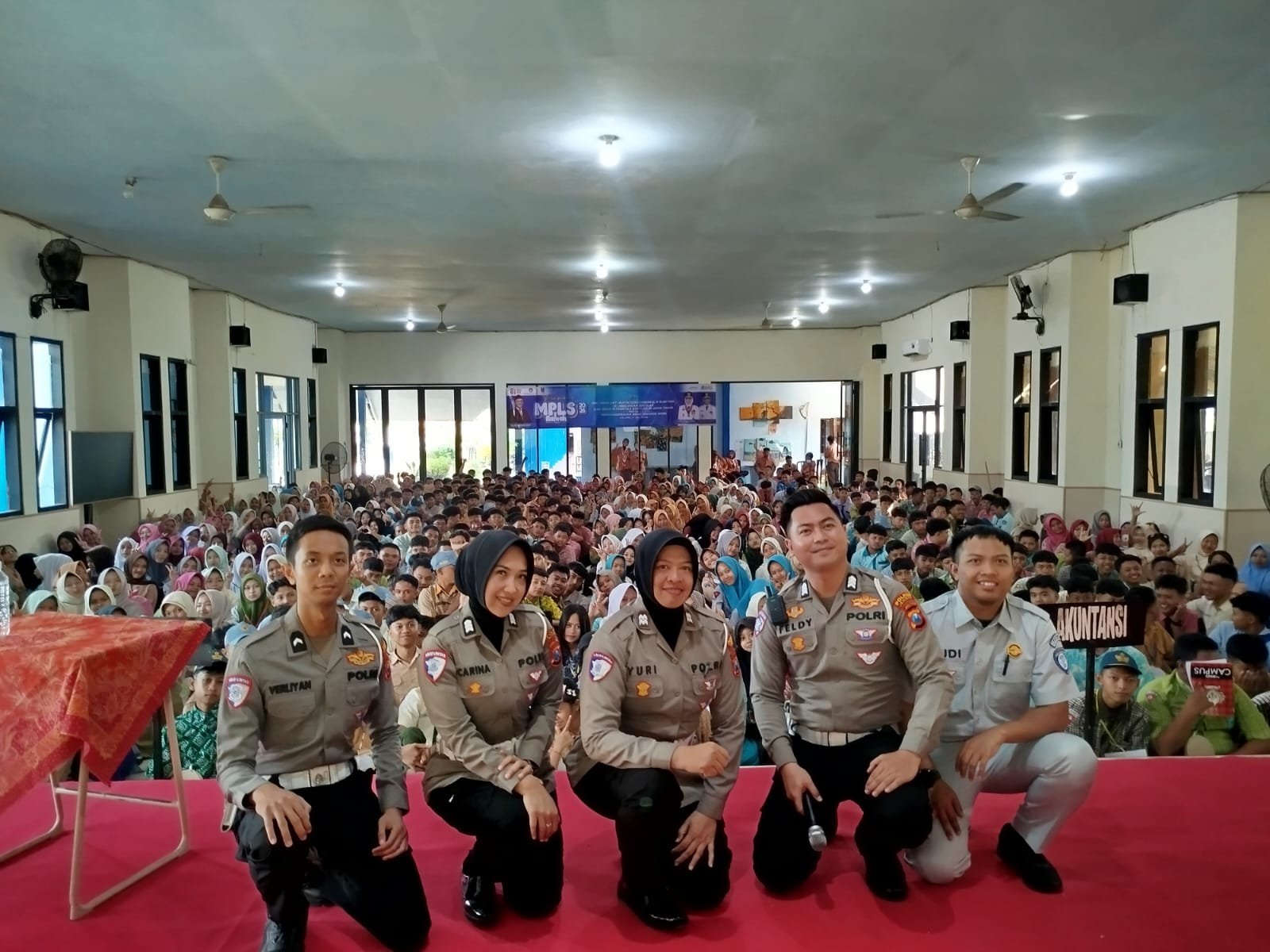 Perkuat Kesadaran Keselamatan, Satlantas Polres Jember dan Jasa Raharja Edukasi Pelajar SMKN 6 Jember Perkuat Kesadaran Keselamatan, Satlantas Polres Jember dan Jasa Raharja Edukasi Pelajar SMKN 6 Jember