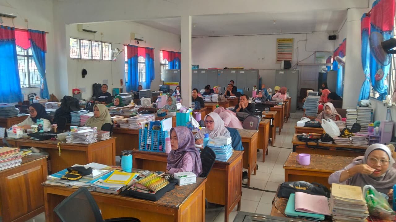 Jasa Raharja Karawang Laksanakan PPKL di SMA Negeri 1 Lemahabang, Edukasi Pelajar tentang Keselamatan Lalu Lintas