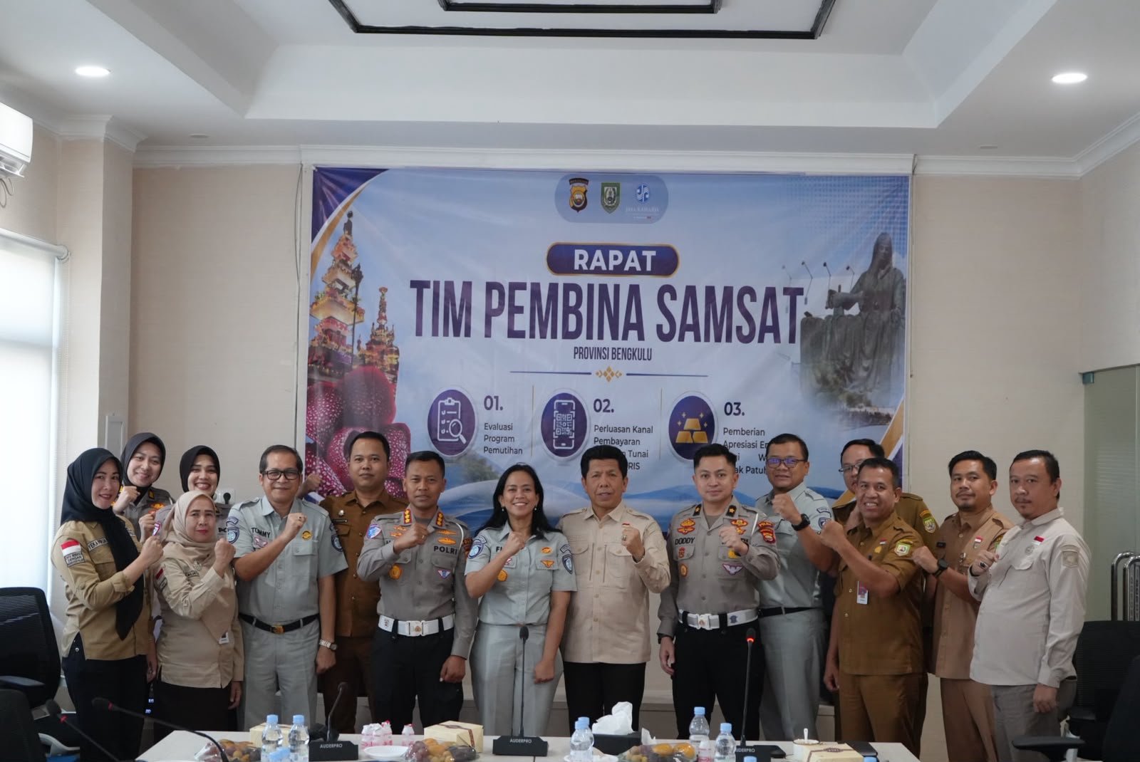 Tim Pembina Samsat Bahas Evaluasi Pemutihan Pajak dan Perluasan Pembayaran PKB melalui QRIS