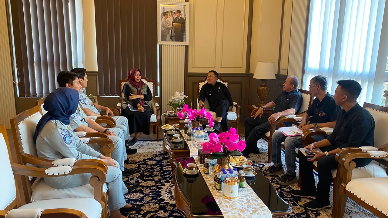 Perkuat Sinergi dan Kolaborasi, PT Jasa Raharja (Persero) Cabang Cirebon Audiensi dengan Bupati Kab Kuningan