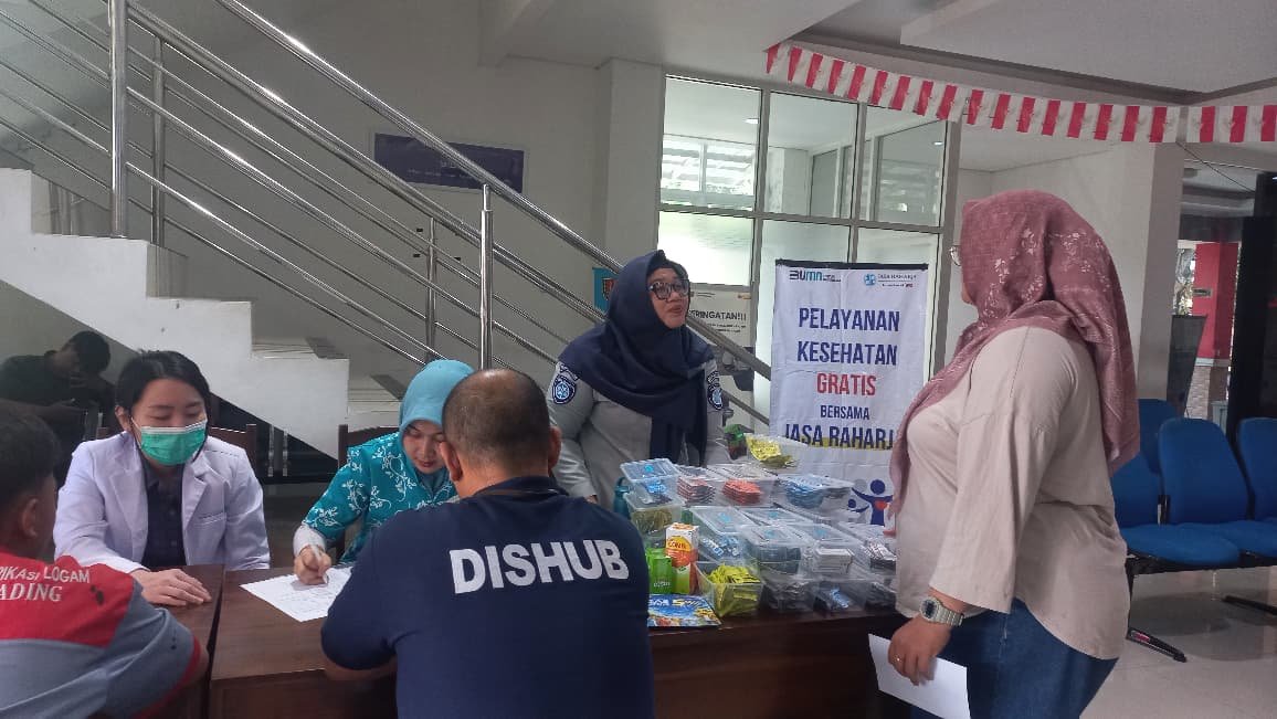 Jasa Raharja Cabang Semarang Gelar Pelayanan Kesehatan Gratis bagi Pengemudi di Dinas Perhubungan Kota Semarang Jasa Raharja Cabang Semarang Gelar Pelayanan Kesehatan Gratis bagi Pengemudi di Dinas Perhubungan Kota Semarang
