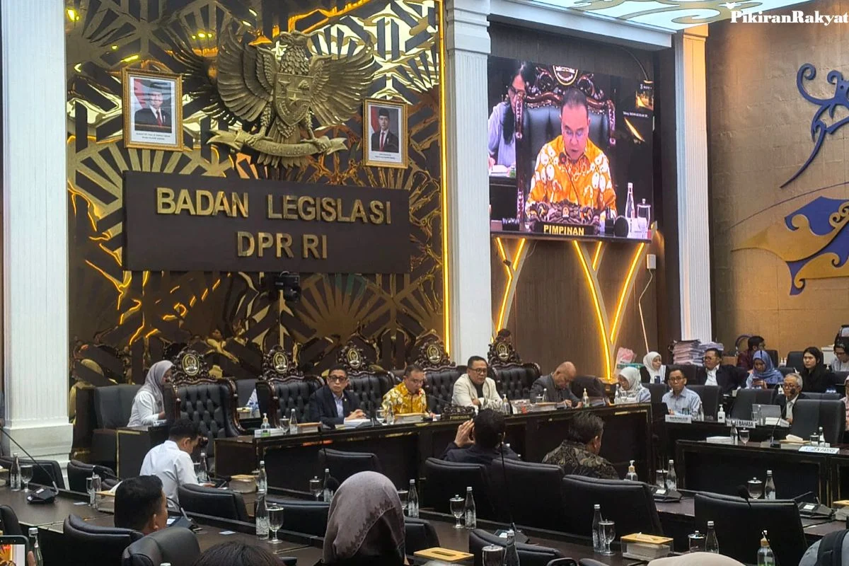 RUU Reforma Agraria Dibahas di DPR: Dasco Pimpin Rapat, Nusron Wahid Hadir