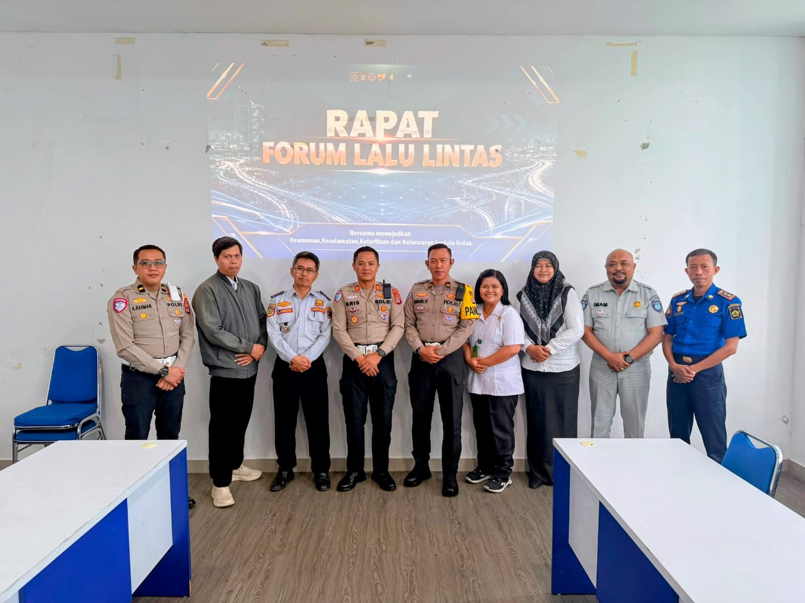 Tekan Kecelakaan di Persimpangan, “Pak Ogah” di Kulon Progo Akan Dibina Jadi Supeltas