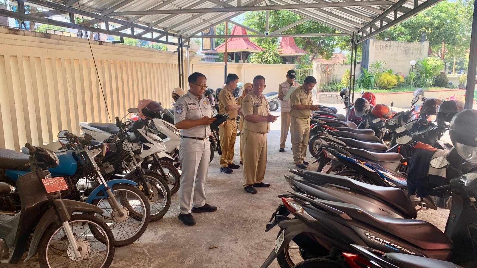 Tim Pembina Samsat Klaten Laksanakan Sigap Instansi di Puskesmas Jogonalan dan Diskominfo