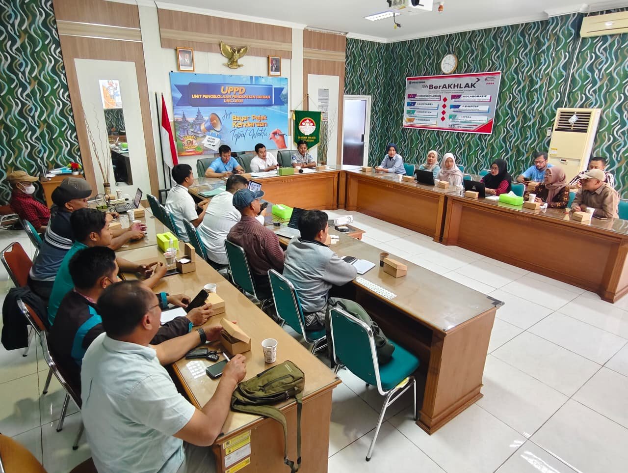 Jasa Raharja Ungaran Perkuat Sinergi dengan 8 BUMDes, Dorong Kepatuhan Pajak Kendaraan Jasa Raharja Ungaran Perkuat Sinergi dengan 8 BUMDes, Dorong Kepatuhan Pajak Kendaraan