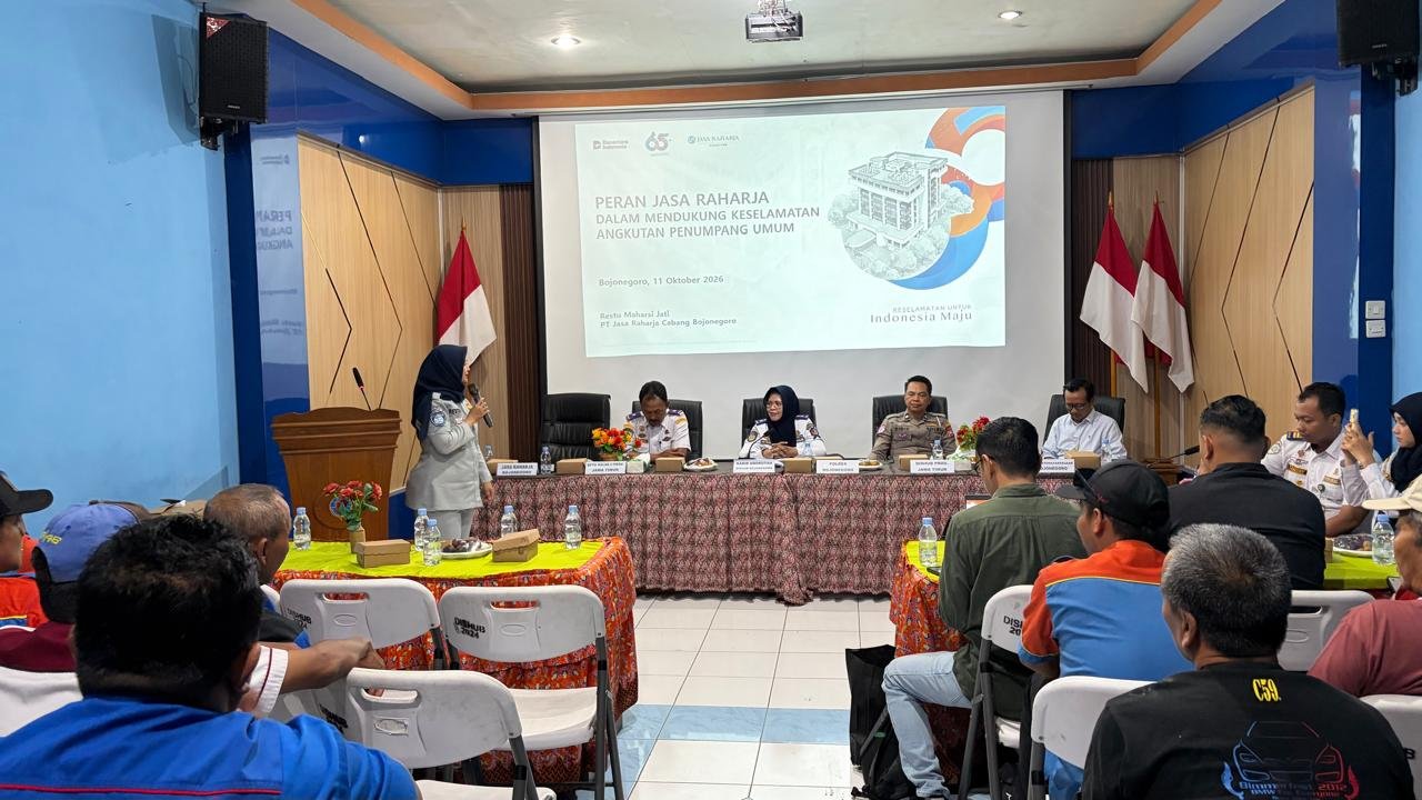 Jasa Raharja Bojonegoro Beri Pembekalan Keselamatan dan Kelaikan Armada bagi Pengemudi Angkutan Umum