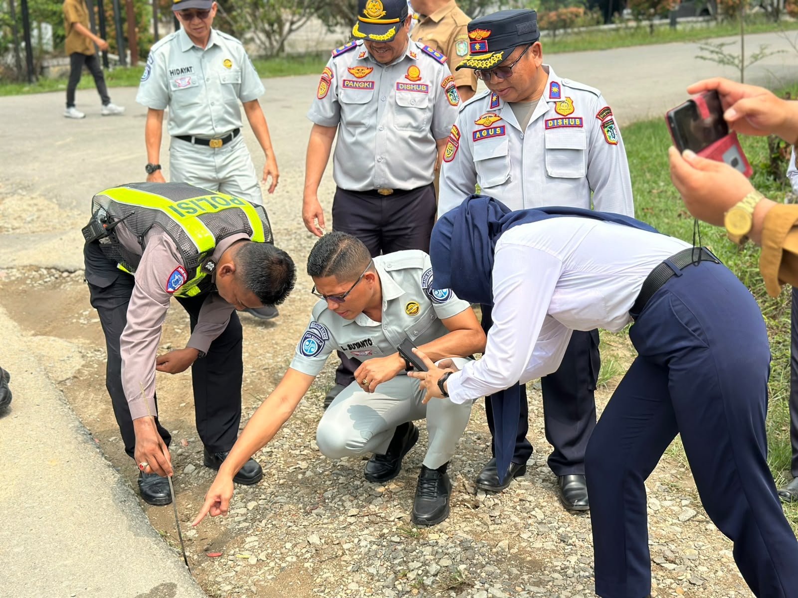 Jasa Raharja Sintang Bersama FKLL Survei Titik Rawan Kecelakaan, Perkuat Upaya Pencegahan di Jalan Raya