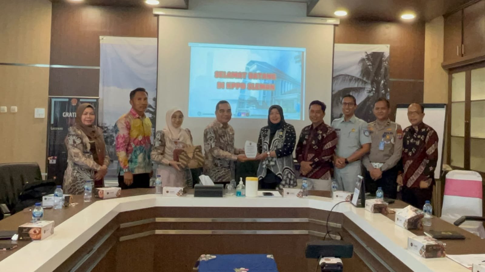 Jasa Raharja Dukung Pertukaran Inovasi Pelayanan Kesamsatan melalui Kunjungan Kerja Samsat Kandangan ke Samsat Sleman Jasa Raharja Dukung Pertukaran Inovasi Pelayanan Kesamsatan melalui Kunjungan Kerja Samsat Kandangan ke Samsat Sleman