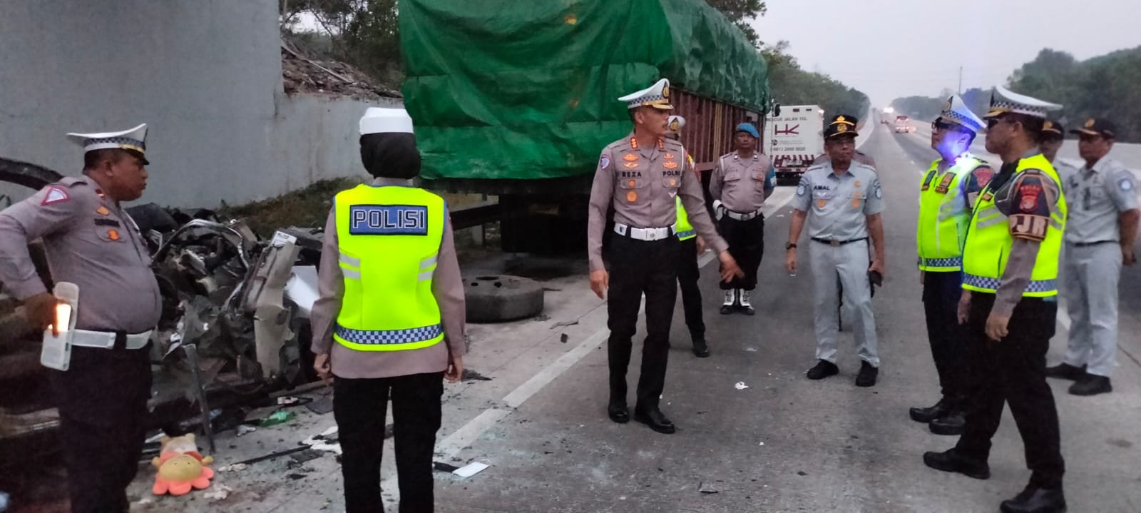 Jasa Raharja Gerak Cepat Berikan Pelayanan kepada Korban Kecelakaan Minibus di Tol Terpeka Tulang Bawang Barat