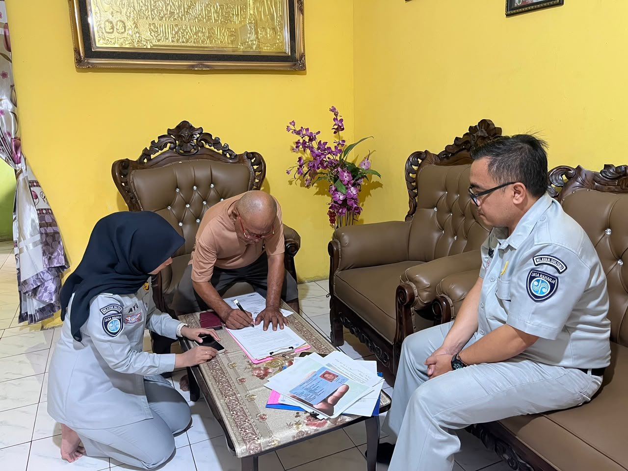 Jasa Raharja Laksanakan Mobile Service dan Sosialisasikan Program Insentif Pajak Kendaraan Bermotor di Kota Palu